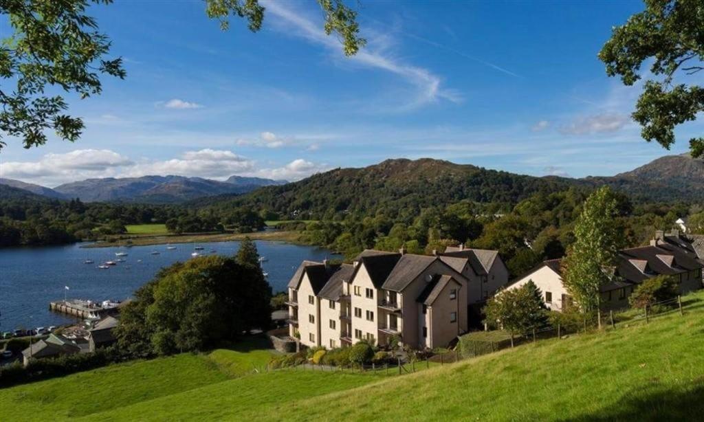 Brand New - Contemporary - 2 Bedroom - 2 Bathroom - Spacious Apartment - Lake Views Ambleside Exteriér fotografie