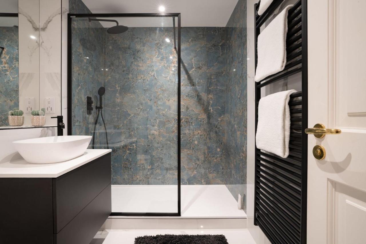 Brand New - Contemporary - 2 Bedroom - 2 Bathroom - Spacious Apartment - Lake Views Ambleside Exteriér fotografie
